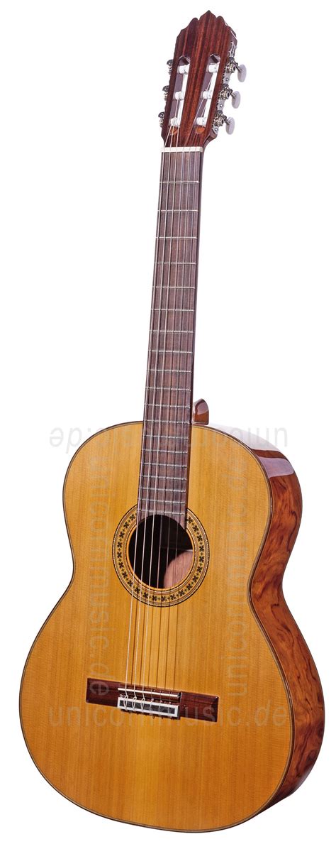 Spanish D 94: An Authentic Spanish Guitar That Captivates